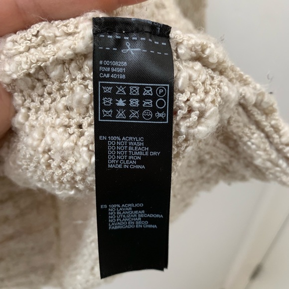 Forever 21 Hooded Sweater - Picture 4 of 5